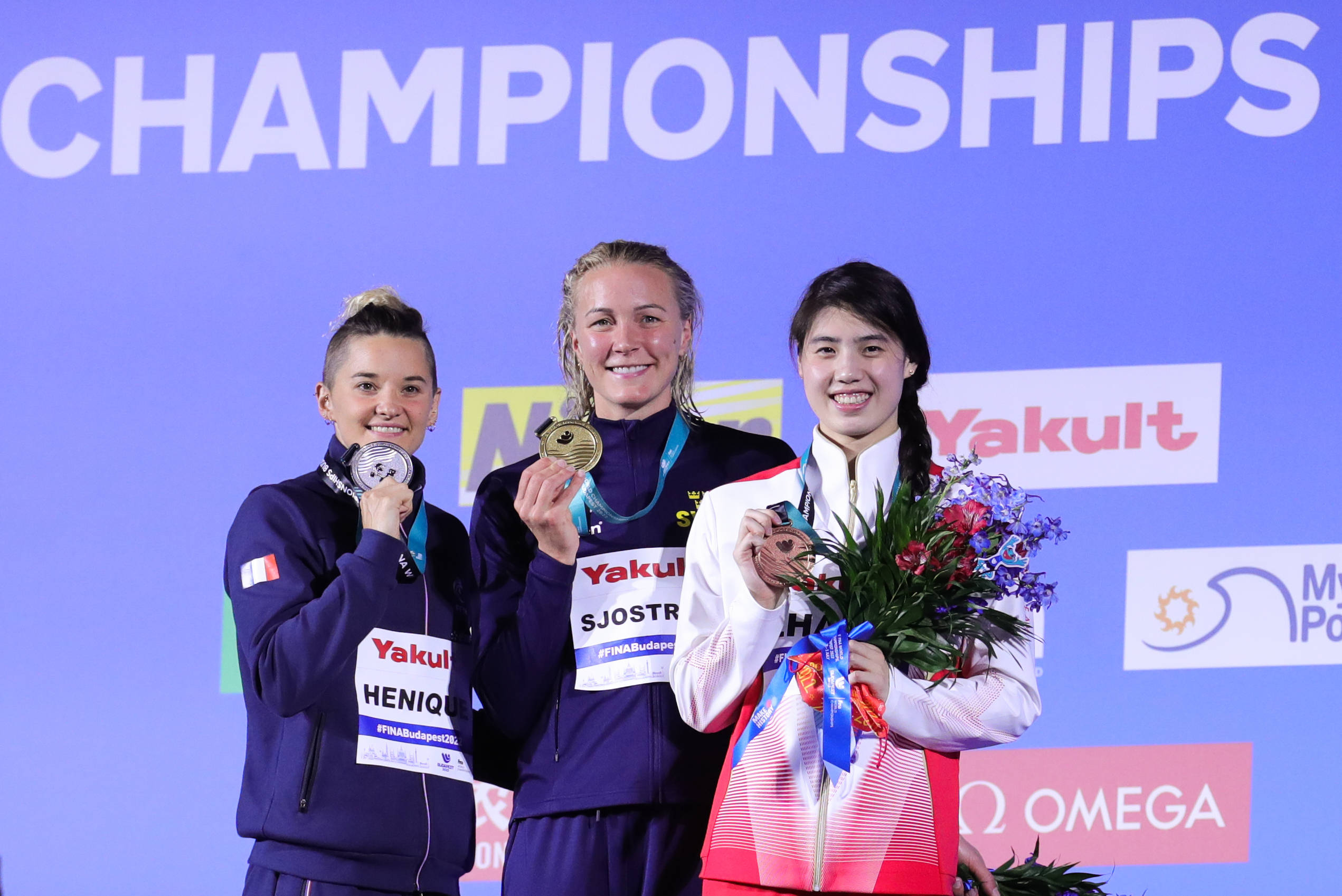 世俱杯改制-瑞典游泳选手展现实力，获得亚军