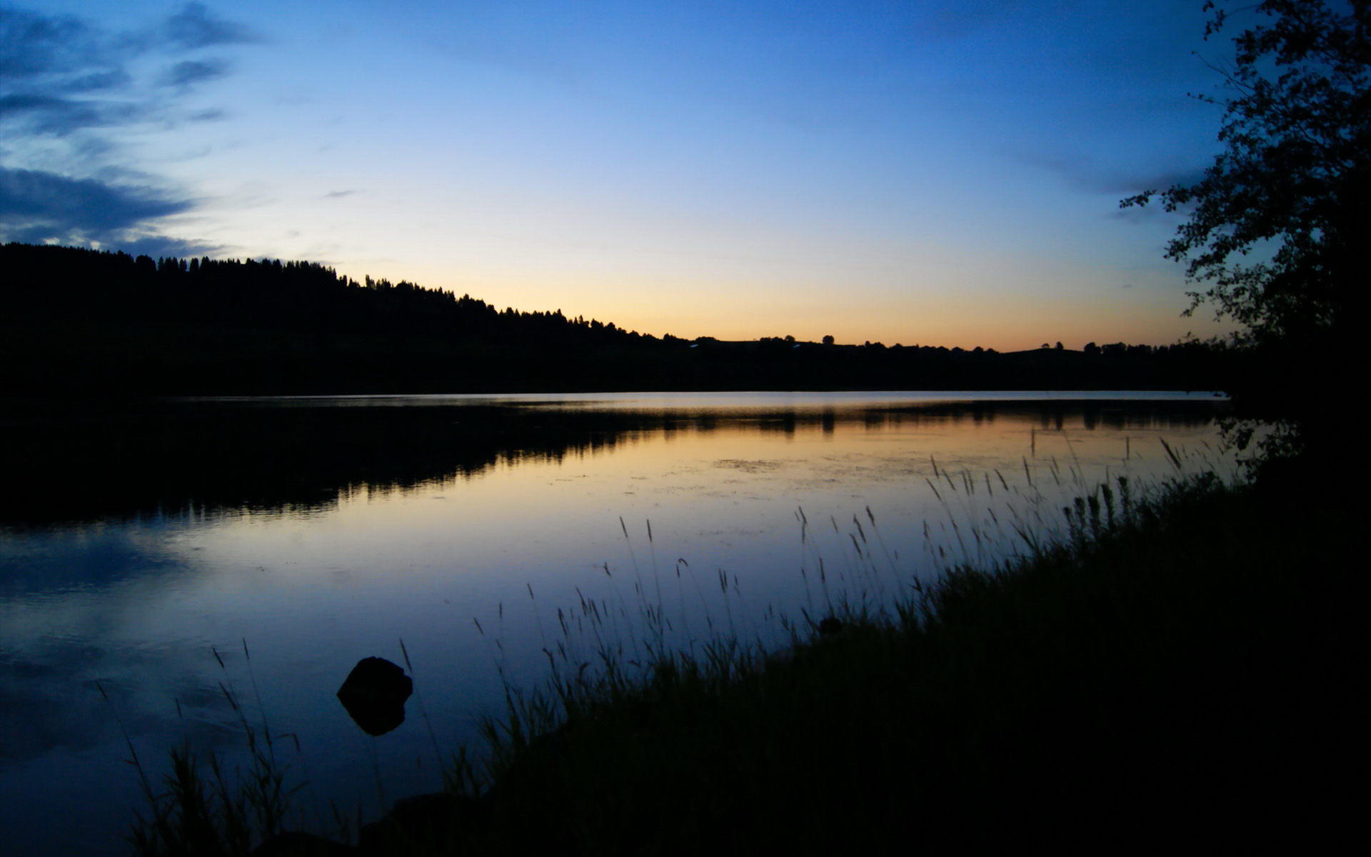 世俱杯奖金-卡塞米罗爆发！秘鲁生死战意外取胜塞维利亚，一场定义荣耀的非常规对决