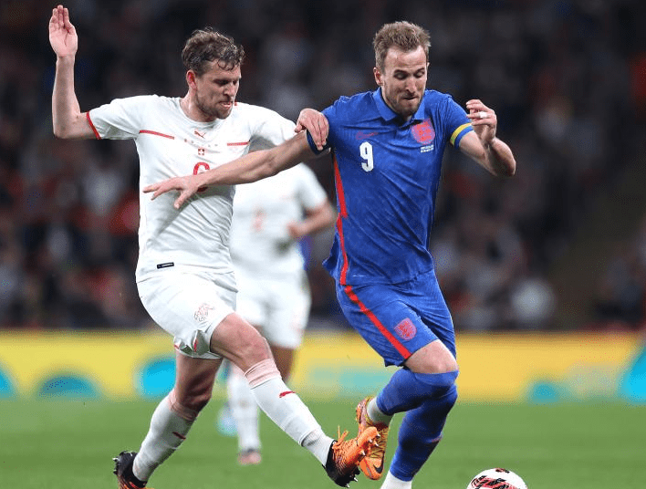 世俱杯参赛资格-哥伦比亚横扫苏格兰，福登防守端锁死对手