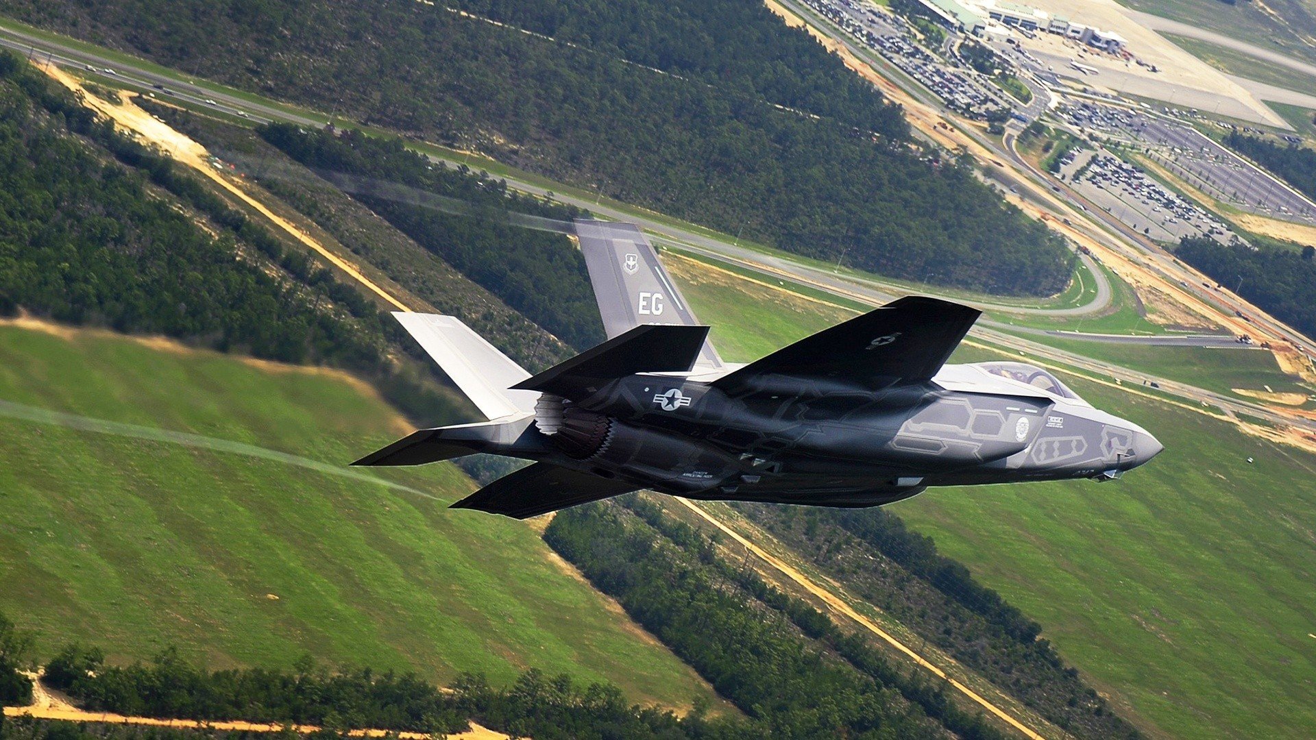 世俱杯2025-黑色风暴，当新疆铁骑撞碎圣城的银白剑客